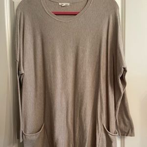 Tea n’ Rose tunic sweater